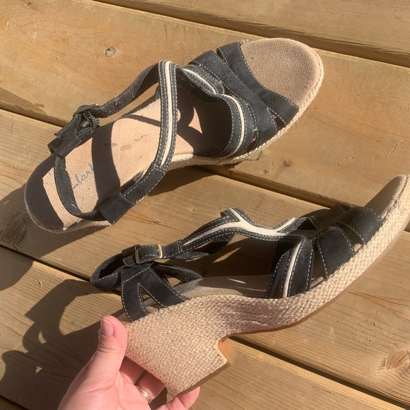 NWOT Clarks / Wedge Sandal / Leather Upper - Picture 7 of 8